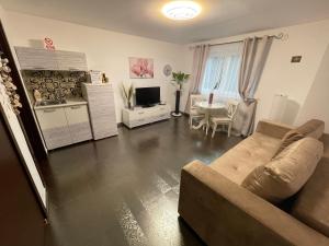 Apartament Mihaela