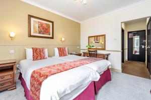 Standard Twin Room room in Best Western The Webbington Hotel & Spa