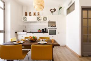 La Colline YourHostHelper