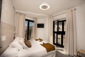 NERJA-CENTRO-JACUZZI- MIRADOR DE LA ERMITA- Adults Recommended