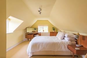 Plum Pudding Stables by Bloom Stays