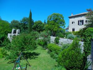 B&B / Chambres d'hotes Logis des Magnans - le Murier - : photos des chambres