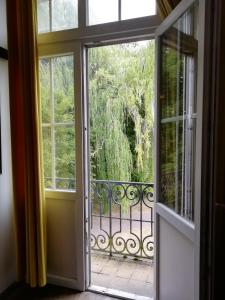 B&B / Chambres d'hotes VILLA HENRI : Chambre Double avec Balcon