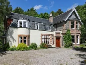 Bearnock Lodge - Balnain