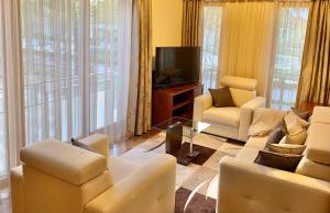 A01 Sétány-Silverine Apartmanház-Őrzött parkolóval