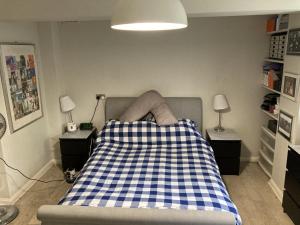 STUNNING GARDEN APARTMENT Central Exclusive Self Catering With Free Off Road Parking By Flat & Wiffi Beautifully Secluded 3 mins FromAmenities THIS IS A HOME NOT A HOTEL