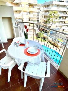 ApartBeach MURILLO Apartamentos Clima y Piscina