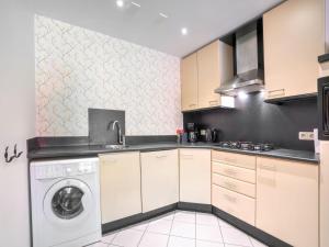 Holiday Home in Ulestraten with Forest