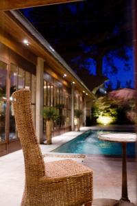 Château Latour Segur Suites & Spa