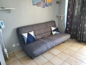 Joli studio cabine 2 à 5 pers ,plein de charme, bord de mer, Port Camargue