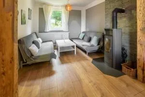 Bett im Bahnhof Güterschuppen keine JA oder ähnlich - Osterwieck