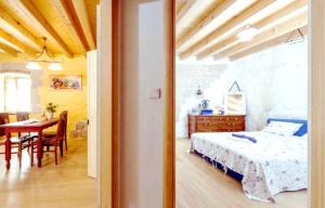 HVAR HEART heritage apartment