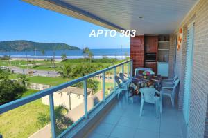 LINDO NOVISSIMO e PÉ NA AREIA