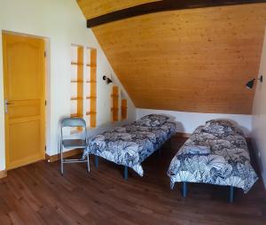 Appartements T4 avec jardin a 2 min de la telecabine - Bagneres de Luchon : photos des chambres