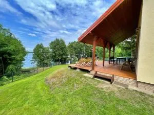 Domek nad jeziorem w Leleszkach - Leleszki