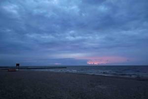 Hawaii Beach Lounge, Loft z Jacuzzi i Tarasem - Słoneczne Tarasy w Porta Mare, Dziwnowek