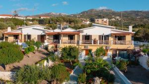 Romanza Villas