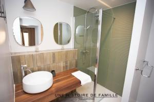 B&B / Chambres d'hotes UNE HISTOIRE DE FAMILLE : photos des chambres