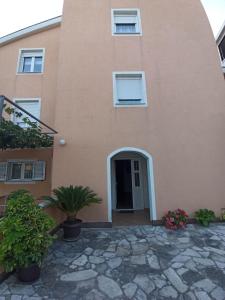 Apartments Parapid