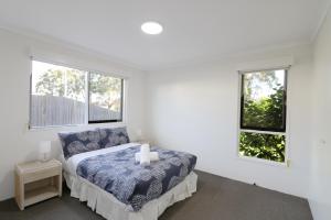 Pelican Waters