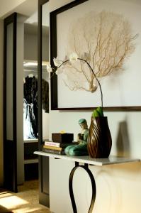 Room & Vespa 1 - Stay Central Seminyak Near Beach