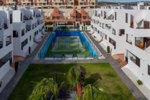 Homes of Spain, Apartamentos Paraíso Vera Playa, Ático Alborada con solárium grande privado, a pie de playa, WIFI