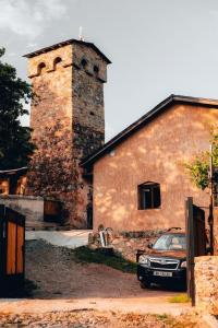 Teo Guesthouse and Camping in Mestia
