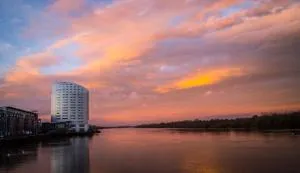 Clayton Hotel Limerick - Gilloge Bridge