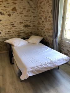 Maisons d'hotes Les Tilleuls : photos des chambres
