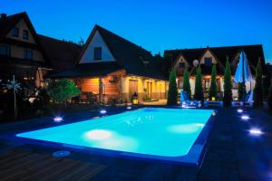 Willa Dream z basenem i jacuzzi 606-436-626 - 4hvězdičkové hotely ve městě Poronin