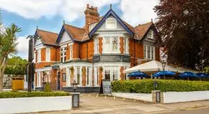 Inn in the Park - Canford Cliffs