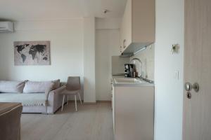 Minimalist apartments w view (by Powerbnb)