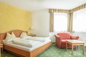 Double Room with Mountain View room in Rauriserhof
