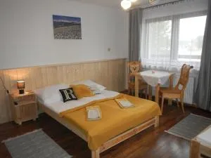 Wypoczynek Pod Skarpą - Koniówka