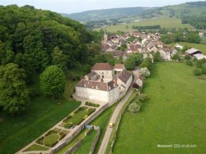 B&B / Chambres d'hotes Le Mont Saint Laurent : Maison 5 Chambres