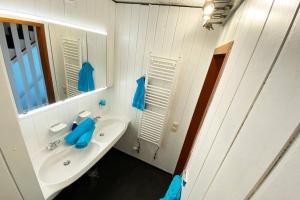 PENTHOUSE mitten im BAYERISCHEN WALD +NETFLIX +AUSSICHT = SUPER COZY