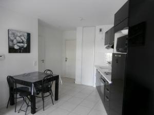 Appartements Adartza - Bien moderne avec grand balcon et parking : photos des chambres