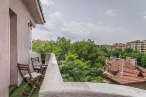 2BD Flamingo Flat with Balcony in Sofia Center by Flat Mаnager