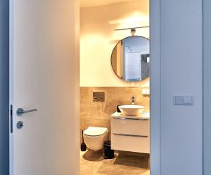 MENNICA RESIDENCE SUITE APARTMENTS