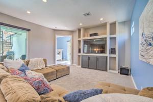 Luxury Desert Hideaway Explore National Parks!