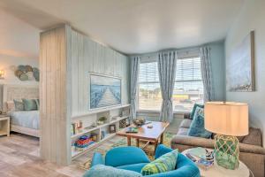 Adorable Downtown Studio - 1 Block to Long Beach!