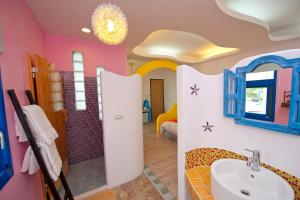 Phòng 4 người Nhìn ra cảnh Núi non (Quadruple Room with Mountain View)