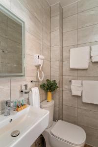 The Torland - Paignton Seafront - free parking,rooms en-suite