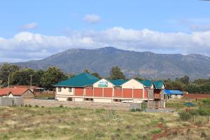 The 4 JS Bed and Breakfast Emali