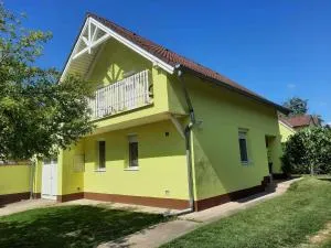Holiday home in Balatonbereny 34655 - Balatonberény
