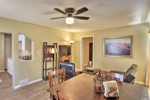 Royal Oak Hideaway 15 Mi to Downtown Detroit!