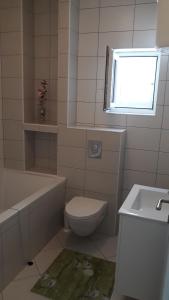 Apartment with free and private parking