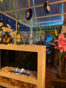 Club AVIVA Guatavita - Hostel - Restaurante, Disco & Bar