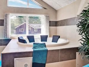 18 person holiday home in Væggerløse