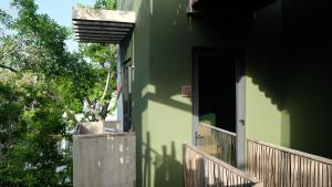 Loba Tulum Male Only